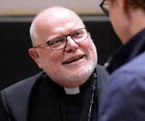 Monachium: po wytycznych ws. błogosławieństw par nieregularnych, kilkudziesięciu księży stawia pytania