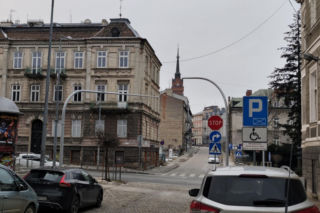 Nowe światła na Mickiewicza w Tarnowie: Kiedy koniec korków przy magistracie? 