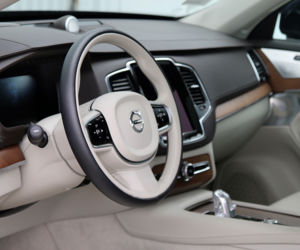 Volvo XC90 T8