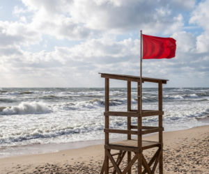 Sinice Łazy. Czy w Łazach można się kąpać 21.07? Flaga, warunki pogodowe