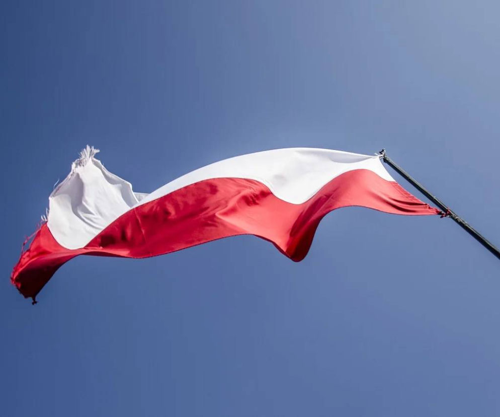 23-latek z Lublińcak znieważył flagę