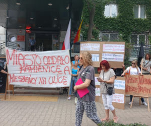 Protest mieszkańców kamienicy przy ul. Środkowej 11
