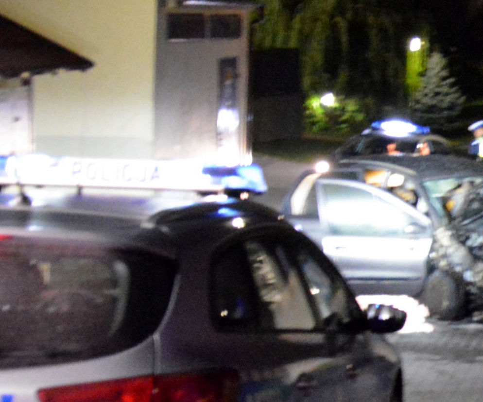 24-latka nie wyrobiła się na zakręcie i wjechała w budynek