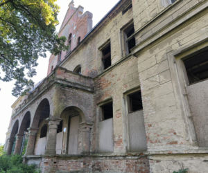 Tajemniczy pałac w Zbarzewie
