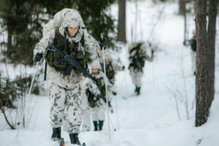 Rezerwista w Finlandii z własnym karabinem? Nowe wytyczne fińskiej armii w obliczu zagrożenia