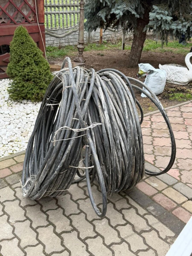 Rozbita szajka włamywaczy – zdjęcia z akcji i przeszukań w Dąbowie Tarnowskiej