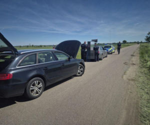 Policjanci błyskawicznie wpadli na jego trop, odzyskali skradzione pieniądze i doprowadzili do aresztowania podejrzanego