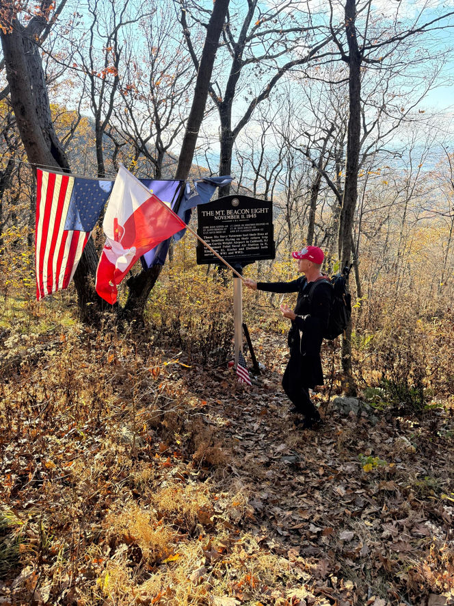 Włóczykije z NY na patriotycznej wyprawie z okazji Święta Niepodległości