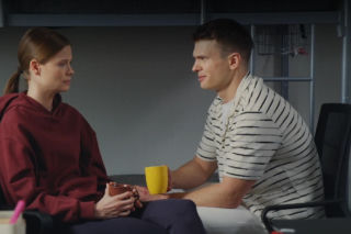 M jak miłość odc. 1941. Tomek (Chris Cugowski), Majka (Matylda Giegżno)