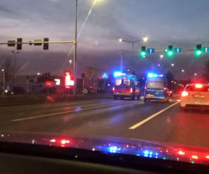 Było czerwone. Potrącenie kierującego hulajnogą w Lesznie