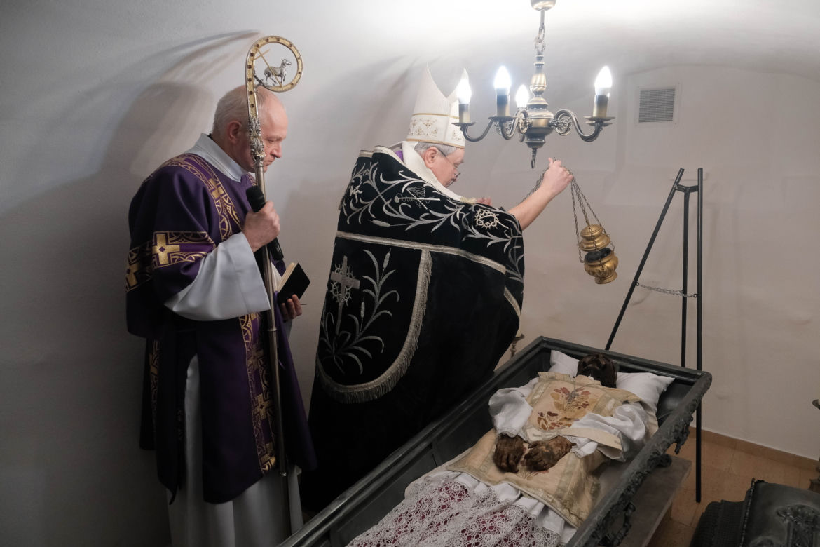 Ponowne uroczystości pogrzebowe bp. Stefana Wierzbowskiego w Górze Kalwarii
