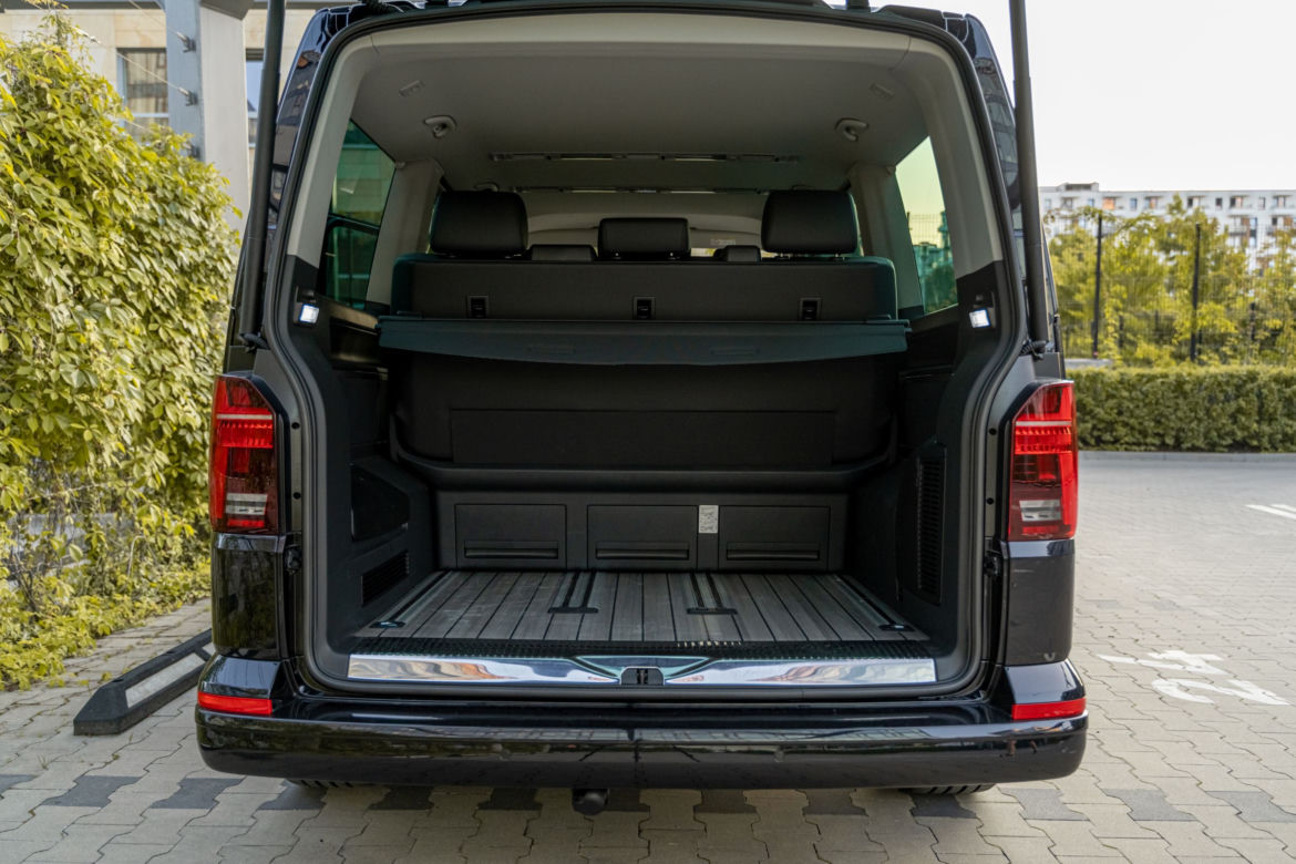 Volkswagen Multivan T6.1 Highline 2.0 TDI 204 KM DSG7 4MOTION