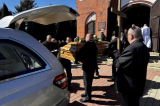 Bliscy pożegnali 14-letniego Mateusza