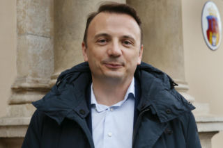 Łukasz Gibała. Kim jest kandydat na prezydenta Krakowa, który powalczy w drugiej turze wyborów?