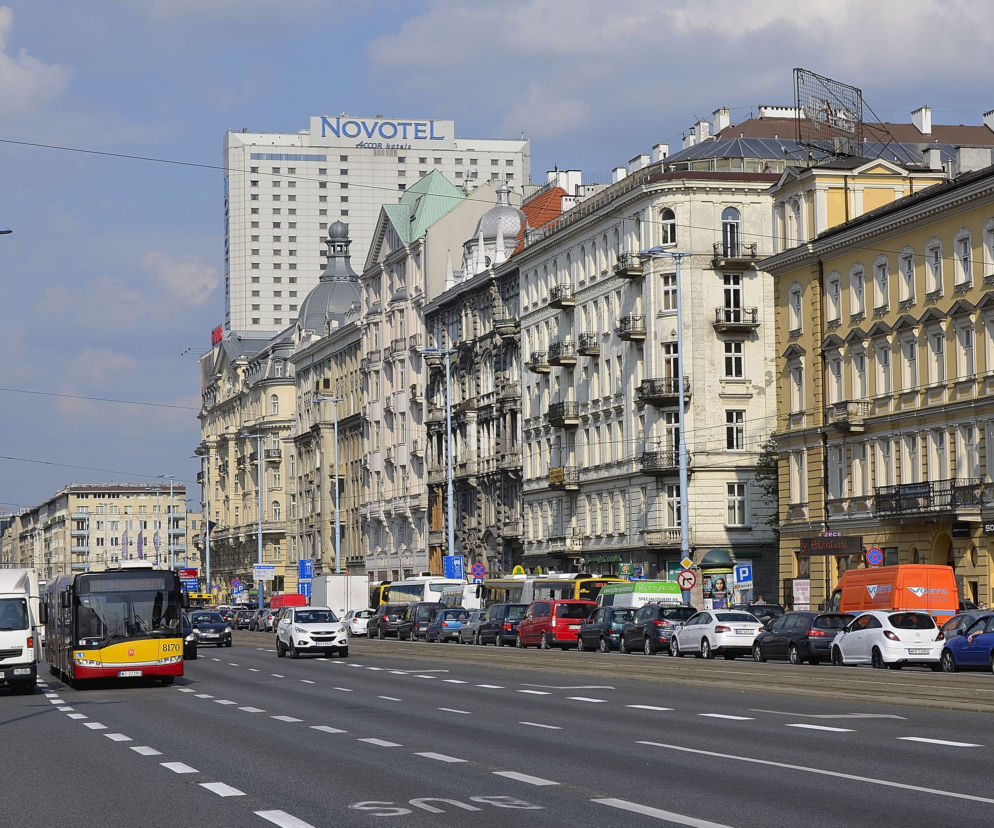 Kamienice w centrum, Aleje Jerozolimskie