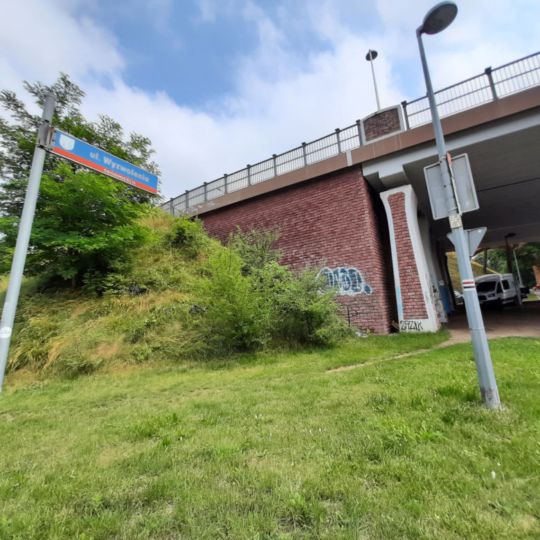 Olsztyn. Remont zabytkowego wiaduktu nad Łyną