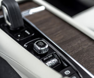 Volvo V90 Cross Country B5 AWD 8AT 