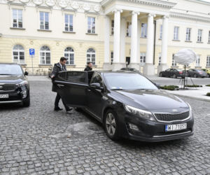 Czym jeździ Rafał Trzaskowski