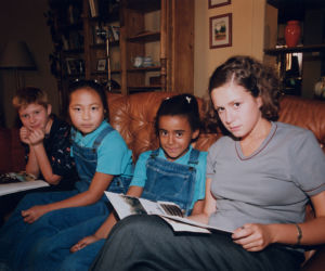 Rodzina zastępcza, Misheel Jargalsaikhan, Aleksandra Szwed, Monika Mrozowska