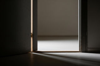 Nietypowa interwencja w sklepie. Co skłoniło mężczyznę do tak dziwnego zachowania?