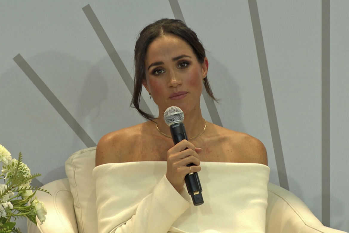  Meghan Markle w żałobie. "Wypłakałam tyle łez". Pisze o prysznicu, a ludzie nie mają litości