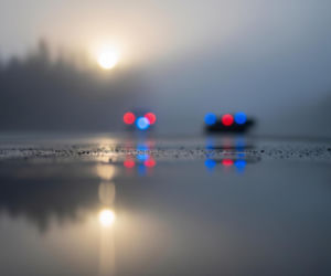 Młodzi w BMW rozbili się pod Płockiem. Czy to kolejny tragiczny finał brawury?