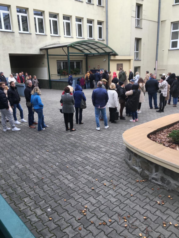 Wybory 2023. Sprawdź, ile osób pojawiło się w łódzkich lokalach wyborczych