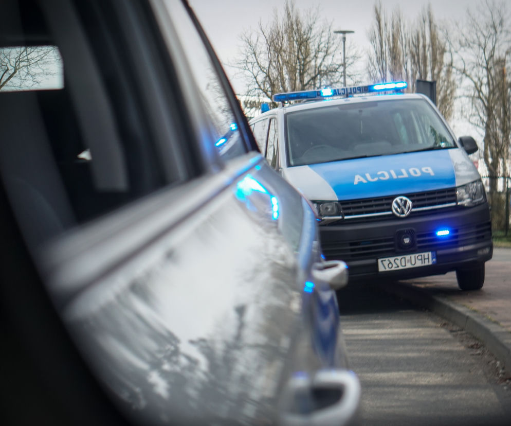 Piła: Na desce rozdzielczej był BIAŁY PROSZEK. Policjanci nie mieli wątpliwości