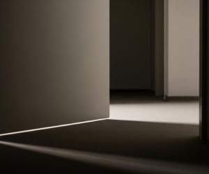 Napad na dostawcę w Warszawie. Co skłoniło 15-latka do tak desperackiego kroku?