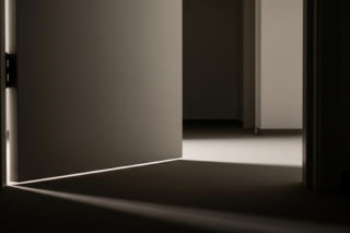 Napad na dostawcę w Warszawie. Co skłoniło 15-latka do tak desperackiego kroku?