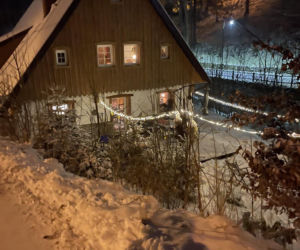 Zapomnij o Zakopanem! Ta wieś na Dolnym Śląsku zimą zamienia się w bajkową krainę