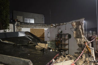 Gołoledź szaleje w Wielkopolsce! Tir wjechał w kwiaciarnię, setki kolizji na drogach