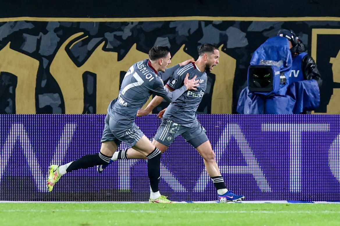 GKS Katowice - Legia Warszawa: Zdjęcia kibiców z meczu 21. kolejki PKO BP Ekstraklasy