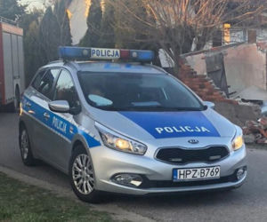 Pijany w sztok prowadził auto. Swoją podróż skończył na ścianie budynku!