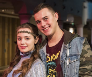 Wiktoria Gąsiewska i Adam Zdrójkowski w serialu W rytmie serca