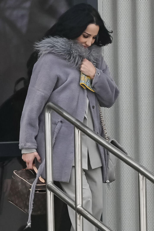 Justyna Steczkowska boso na śniegu