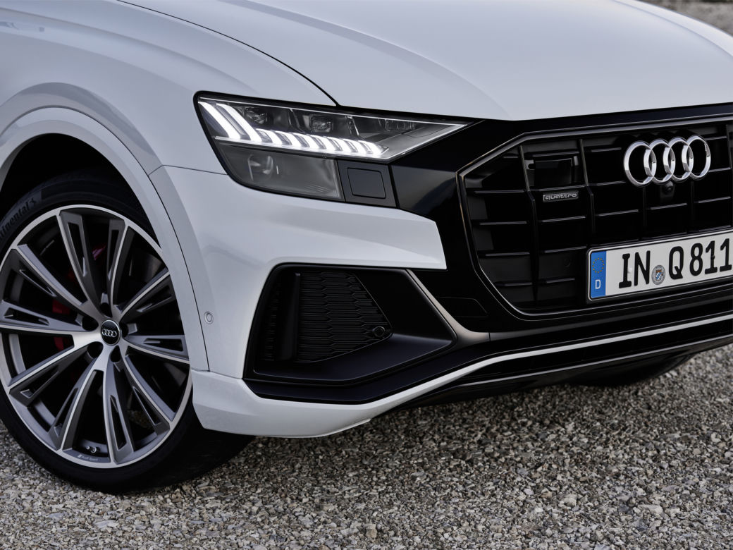  (2021) Audi Q8 60 TFSI e quattro