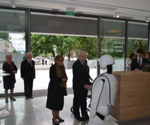 Robot EuGenius. Towarzyski przewodnik z Wrocławia