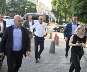 Tusk wezwał na dywanik KO
