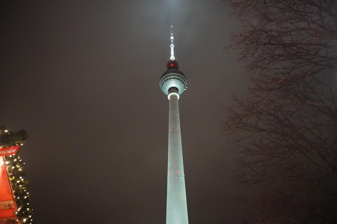 Weeihnachtsmarkt na Alexanderplatz