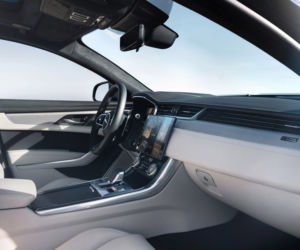 Nowy Jaguar XF (2021)