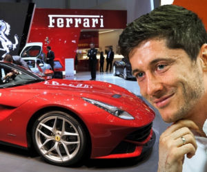 Robert Lewandowski jeździ Ferrari F12 Berlinetta