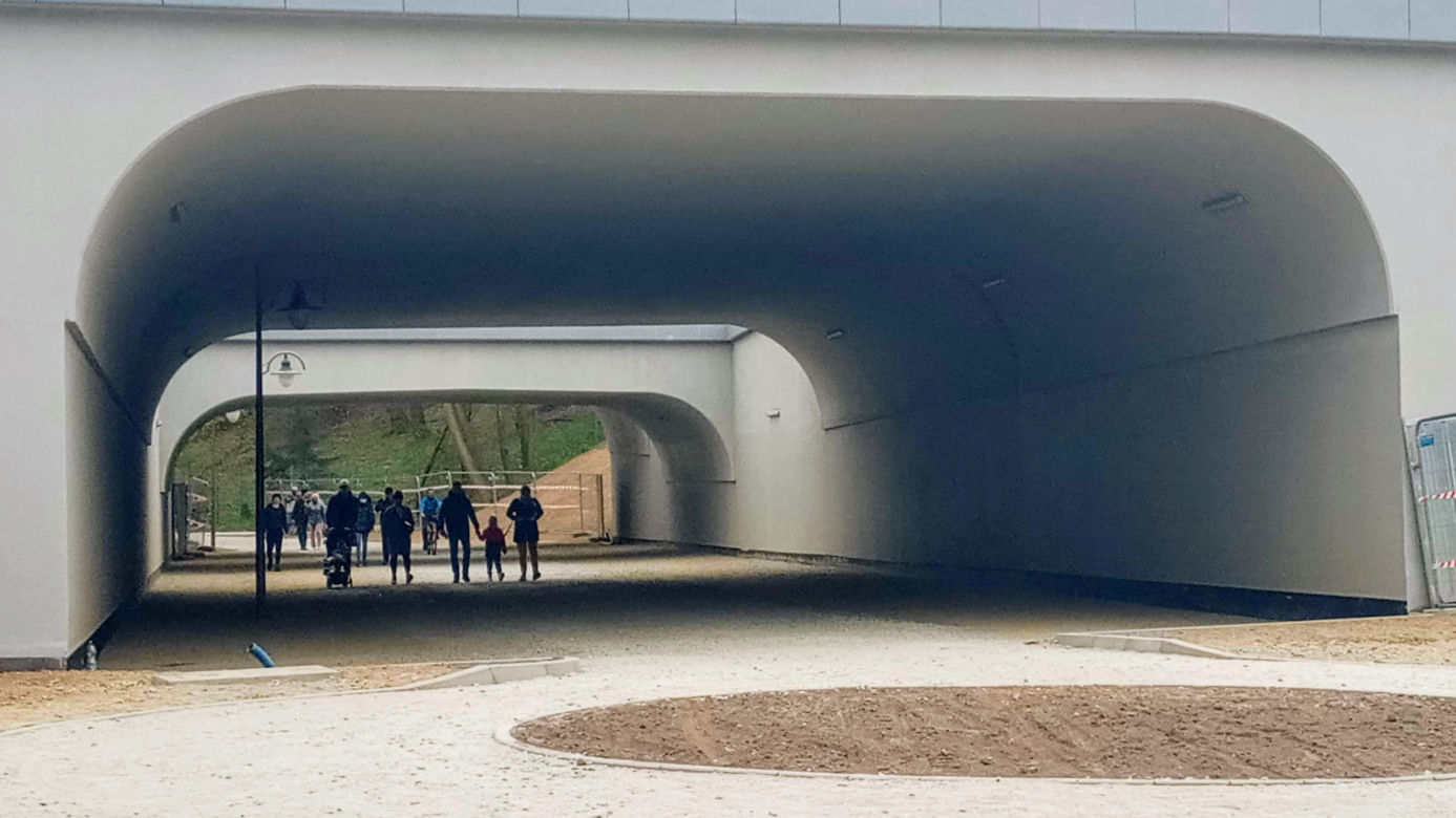 Aleja Fałata otwarta dla spacerowiczów
