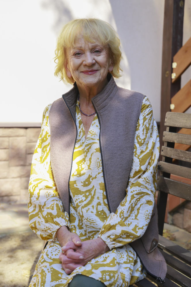 Małgorzata Rożniatowska w wieku 75 lat założyła suknię ślubną