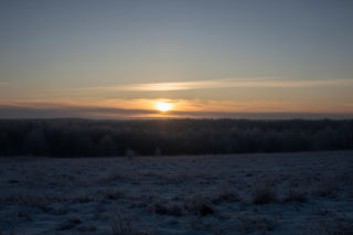 Przesilenie zimowe 2025. Kiedy dni zaczną się wydłużać i co się wtedy wydarzy?
