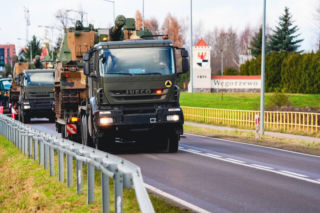 Żołnierze 1. Mazurskiej Brygady Artylerii wyruszyli na Marsa. Będą doskonalić współpracę i celność