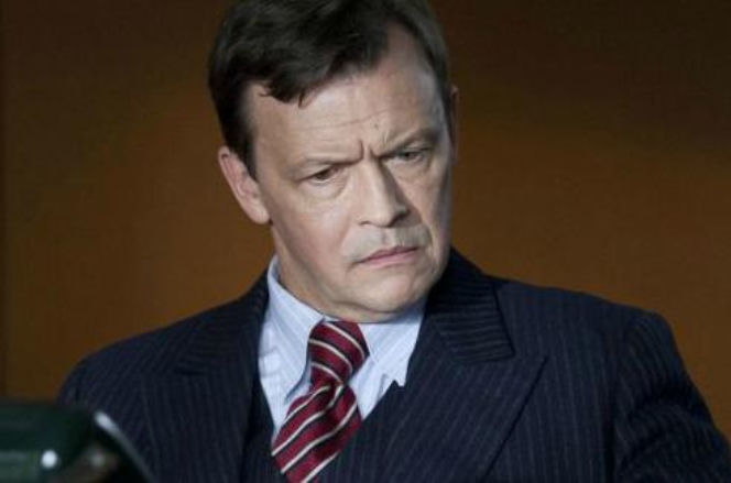 CZAS HONORU 5. Kazimierz Korytowski (Jan Frycz), były mąż Heleny, ojciec Wandy (Magdalena Różczka)