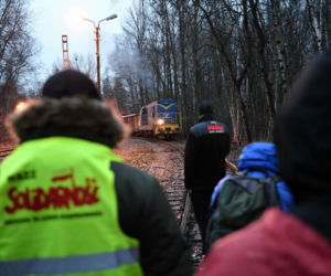 Górnicy na torach. Wraz z Agrounią blokują dostawy węgla do elektrowni