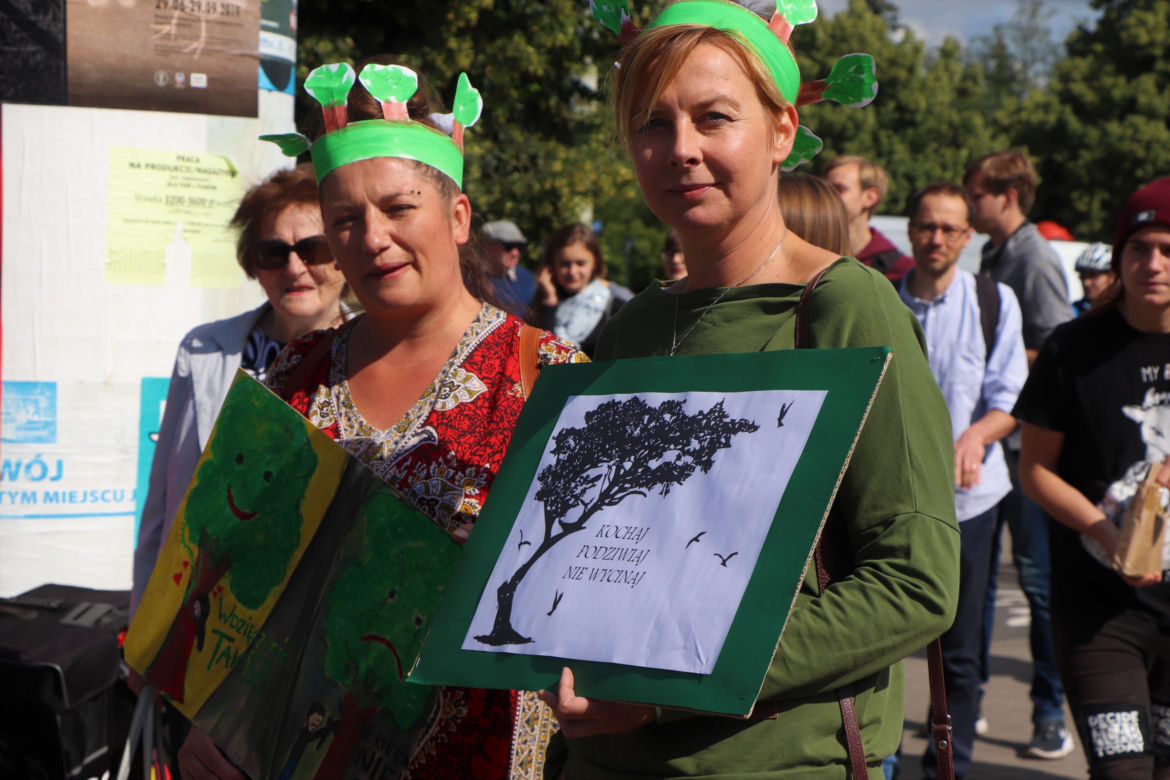 Wielki protest w Toruniu. Mieszkańcy mówią #stopBETONOZIE