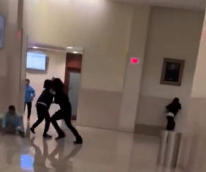 Ojciec rzucił się w sądzie na zabójcę dziecka. Nie miał litości